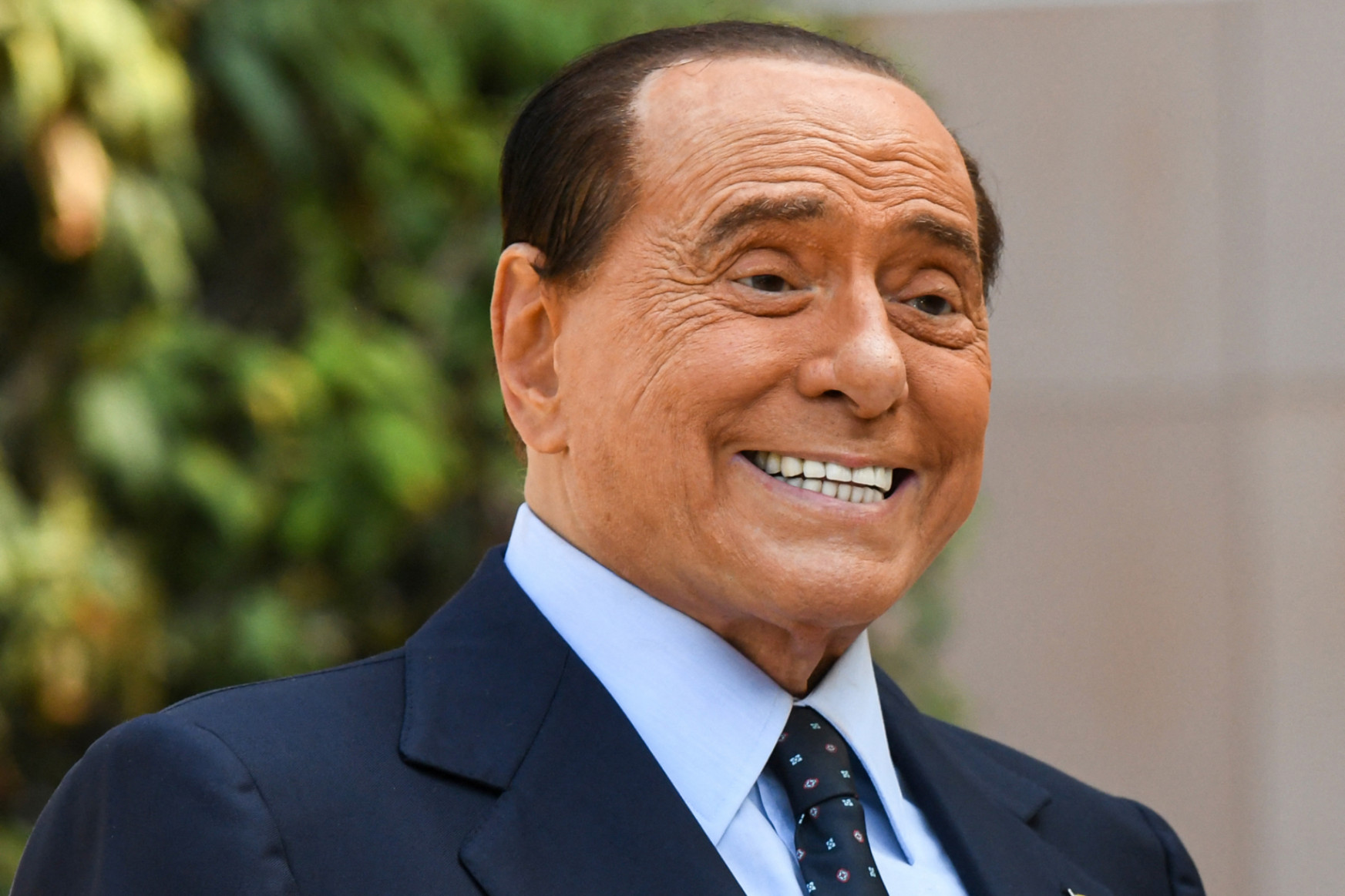 Berlusconi mégsem jelöli magát köztársasági elnöknek