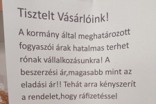 Arra kéri vásárlóit egy pécsi üzlet, hogy a ráfizetésük miatt ne vegyenek a hatósági áras termékekből