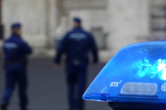Most egy debreceni orvos bukott le hálapénzzel, a betege is gyanúsított lett