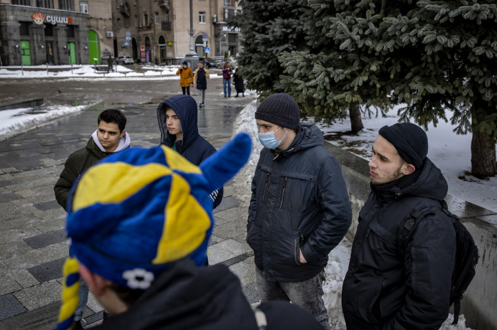 Megfér egymással az ukrán öntudat és az orosz anyanyelv – mondják a fiatalok a kijevi Majdanon – Fotó: Huszti István / Telex