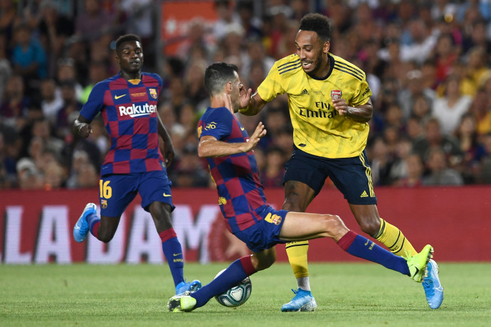 Az Arsenalból a Barcelonába igazolt Pierre-Emerick Aubameyang az átigazolási ablak utolsó perceiben