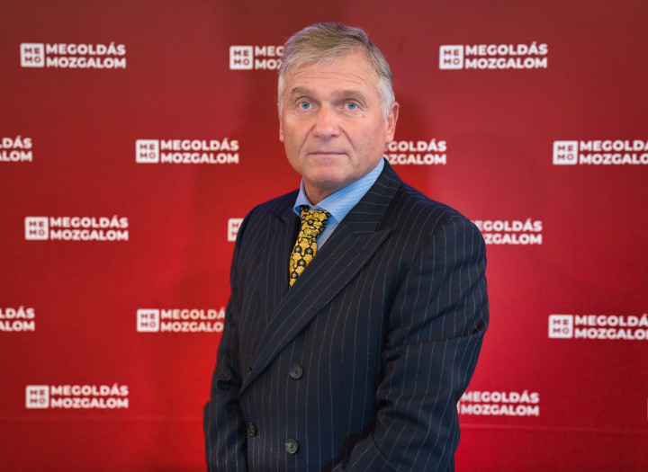 Détári Lajos hivatalos kampányfotója – Forrás: Megoldás Mozgalom