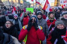 A kanadai főváros esete a kötelező oltás ellen tüntető 50 ezer kamionos fantommal