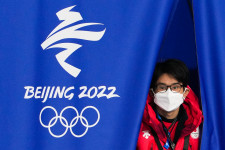 A 232 koronavírusos olimpiai résztvevő ellenére a NOB nem számol a játékok félbeszakításával