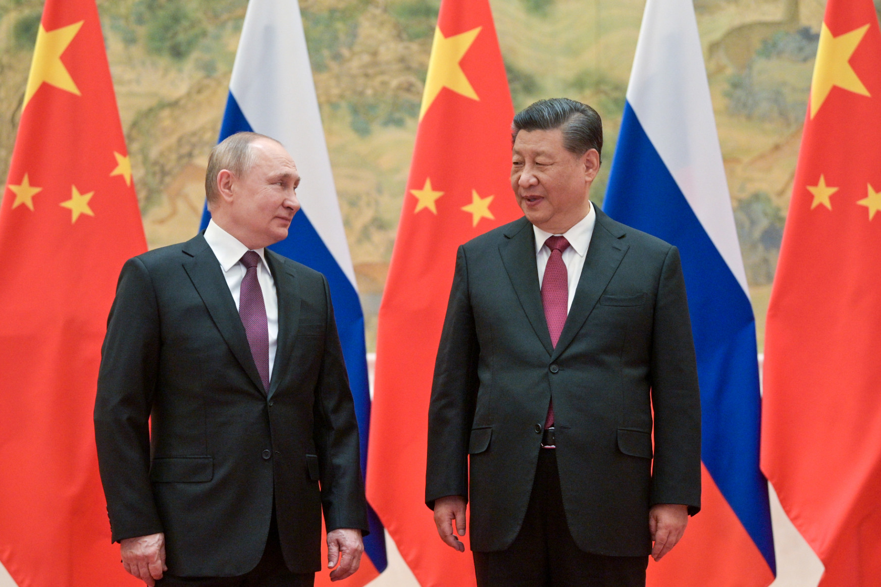 Új szintet jelentett Putyin és Hszi találkozója, de nagy orosz-kínai összeborulásról nem beszélhetünk