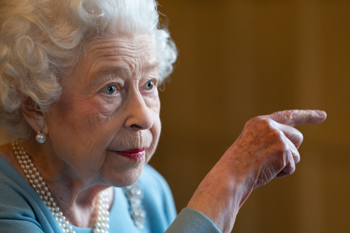 Királyné vagy sem? II. Erzsébet nagyon fontos kívánságot fogalmazott meg az utódlása esetére a trónra lépése 70. évfordulóján