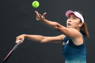 A kínai teniszezőnő megint tagadta, hogy szexuális erőszak áldozata lett, és szerinte egy félreértés miatt aggódik érte a fél világ