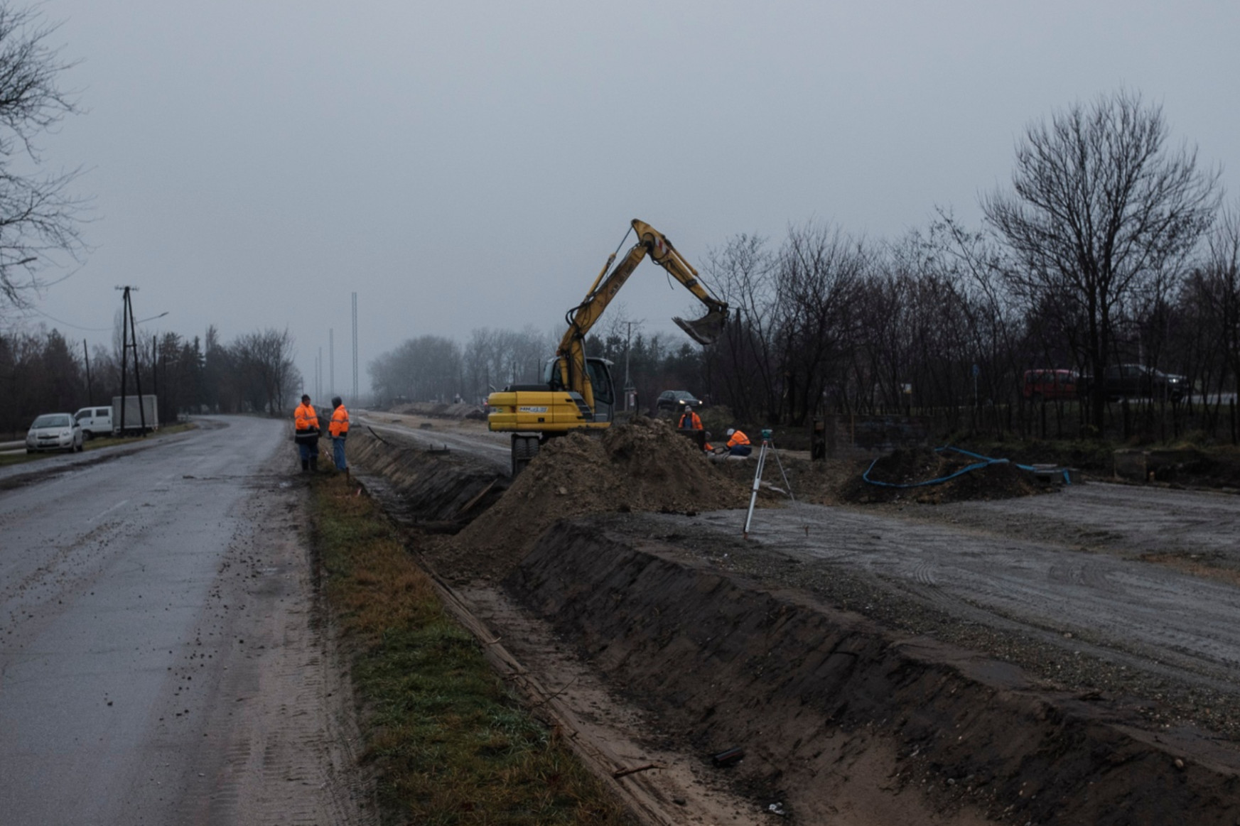 Megnéztük a vasútépítést, ami arról lett híres, hogy sokkal olcsóbban csinálják, mint Mészáros Lőrinc