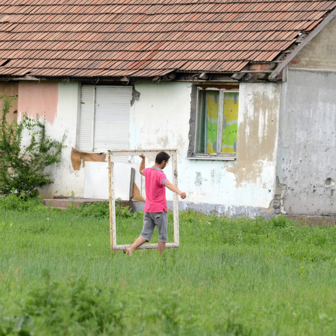 A világ legmagasabb adóival sújtja a magyar kormány a minimálbért keresőket