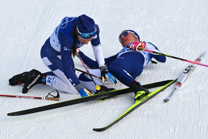 Lehetetlenül kis különbséggel dőlt el a női sífutók időfutama