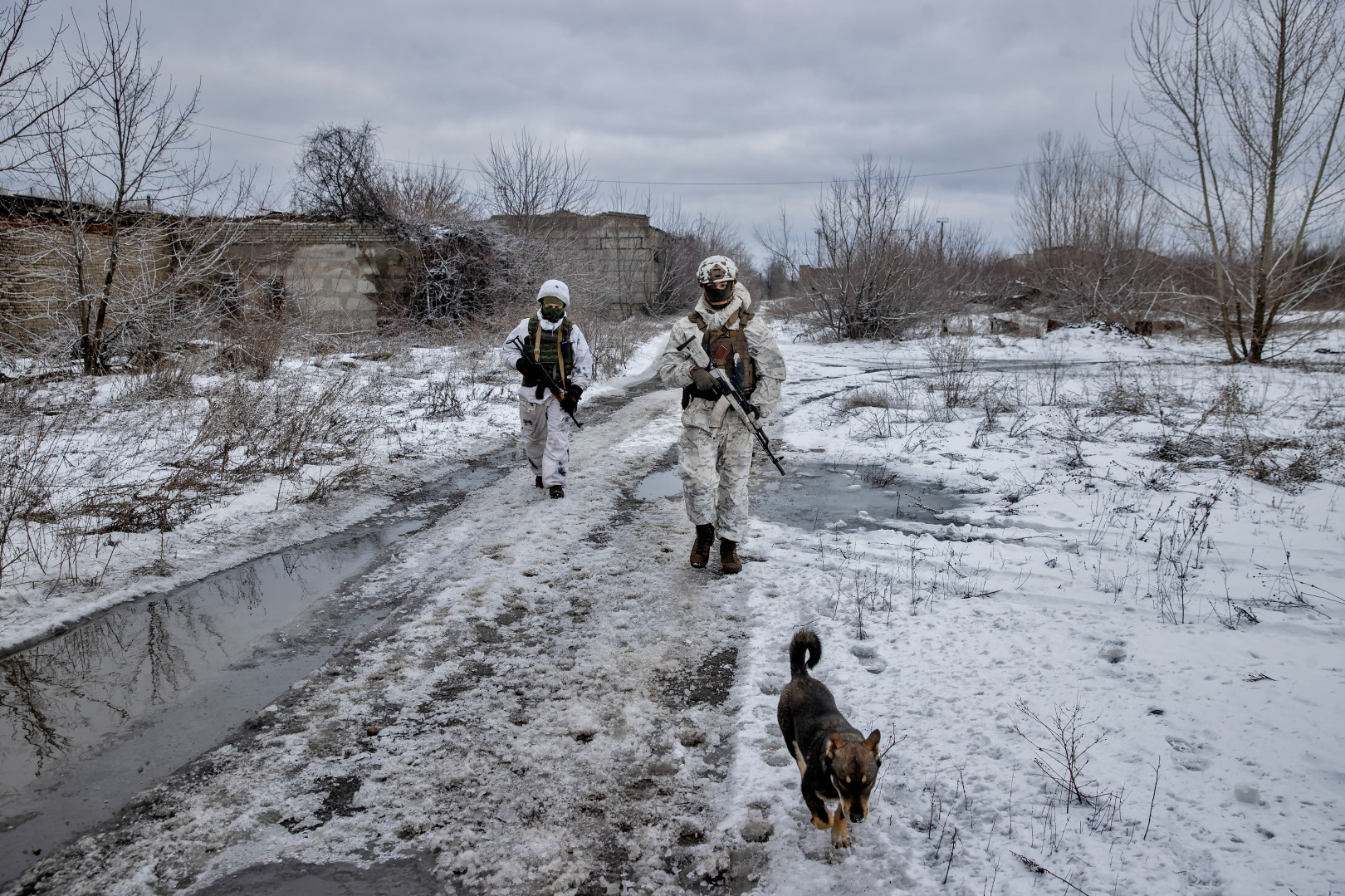 Legálisan az ukrán hadsereg által ellenőrzött területre nem is lehet eljutni a szakadárok felől – Fotó: Huszti István / Telex