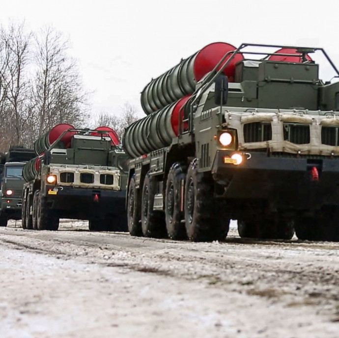 A magyar határok közelében vontak össze legutóbb olyan hatalmas hadsereget, mint most Ukrajna körül
