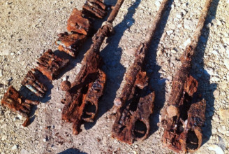 Középkori sírok feltárásakor kerültek elő karabélyok és lőszerek a Veszprémi Érsekség alagsorában