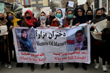 Családostól vettek őrizetbe huszonkilenc nőt a tálibok Kabulban