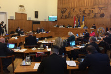 Elfogadta Pécs a költségvetését: idén 1,74 milliárdot fizet vissza a város az államnak