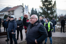 Hol a vizünk? Hol a bölcsődénk? Rakják már ki a megtelt táblát!