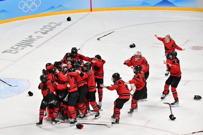 Kanada nyerte a hokiklasszikust az olimpia női tornáján