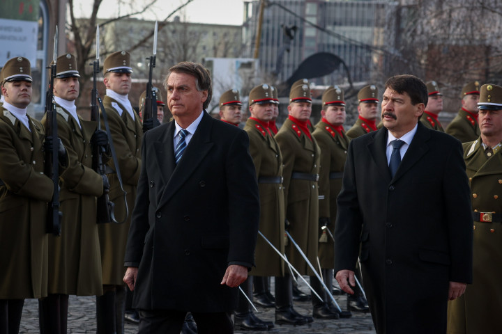 Jair Bolsonaro és Áder János a Sándor-palotánál – Fotó: Huszti István / Telex