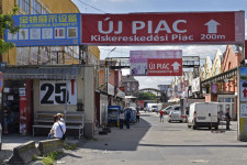 Milliárdokat bukik a költségvetés, mert elkerülik Magyarországot az importőrök