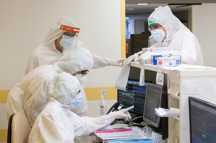 Meghalt 100 beteg, 7480 új fertőzöttet találtak