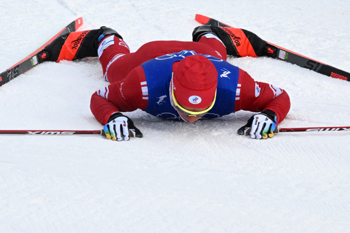 A versenyzők védelme miatt lerövidítették az olimpián az 50 kilométeres sífutást, Bolsunov nyert