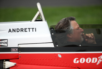 Új csapat érkezhet 2024-ben az F1-be, a legendás versenyző, Mario Andretti fia hozná létre a tizenegyedik istállót