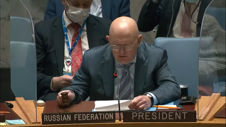 Képernyőfelvétel az ENSZ Biztonsági Tanácsának üléséről, a képen Vaszilij Nebenzija orosz ENSZ-nagykövet – Fotó: United Nations / YouTube