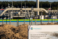 Németország felfüggeszti az Északi Áramlat 2 földgázvezeték üzembe helyezését az ukrán helyzet miatt
