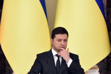 Az ukrán elnök hadiállapotot vezet be az egész országban, és megerősítette, hogy rakétatámadás érte Ukrajnát
