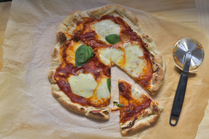 A gyors pizzához jobb trükkösnek lenni – Fotó: Ács Bori / Telex