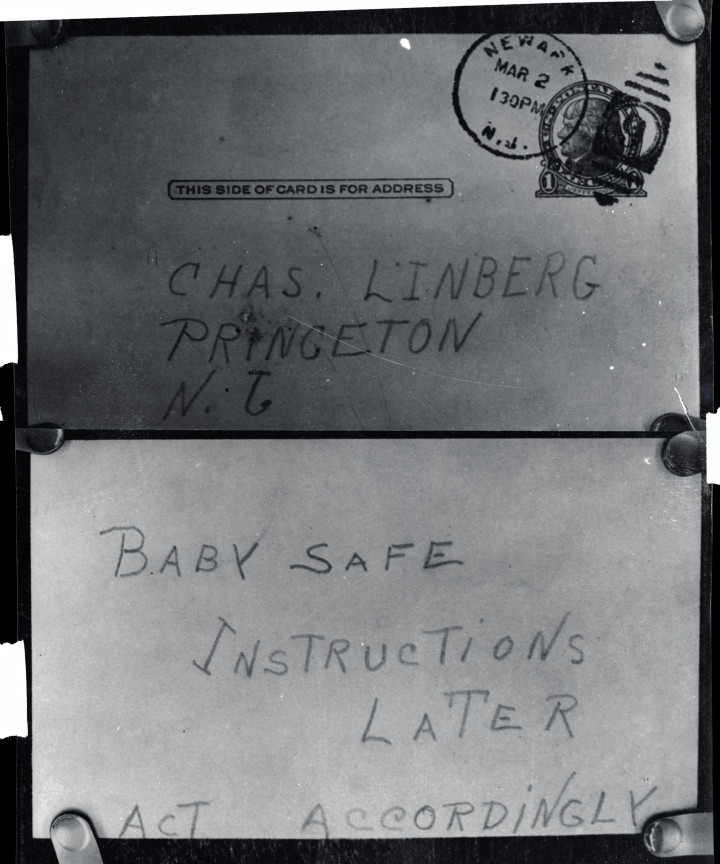 Üzenetek a gyerekrablótól, Charles Lindberghnek, Lindynek címezve: "A baba biztonságban van, utasítások később" – Fotó: Bettmann