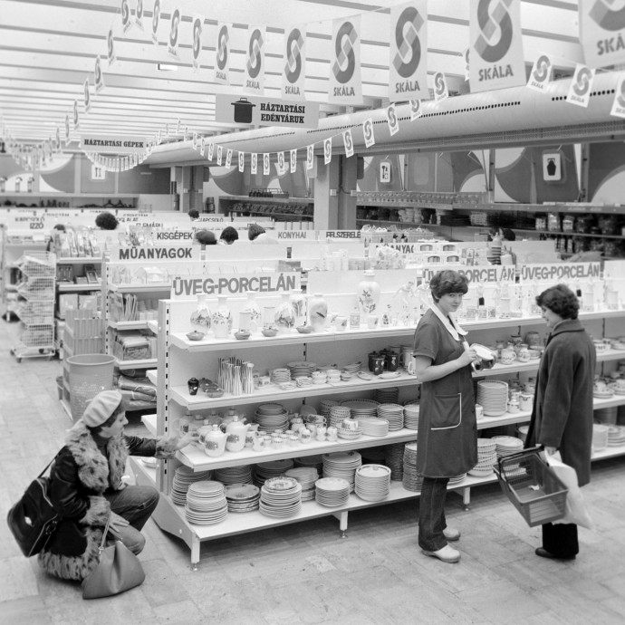 Visszamentünk 1979-be megnézni pár iskolapéldát a központi ármeghatározásról és az áruhiányról