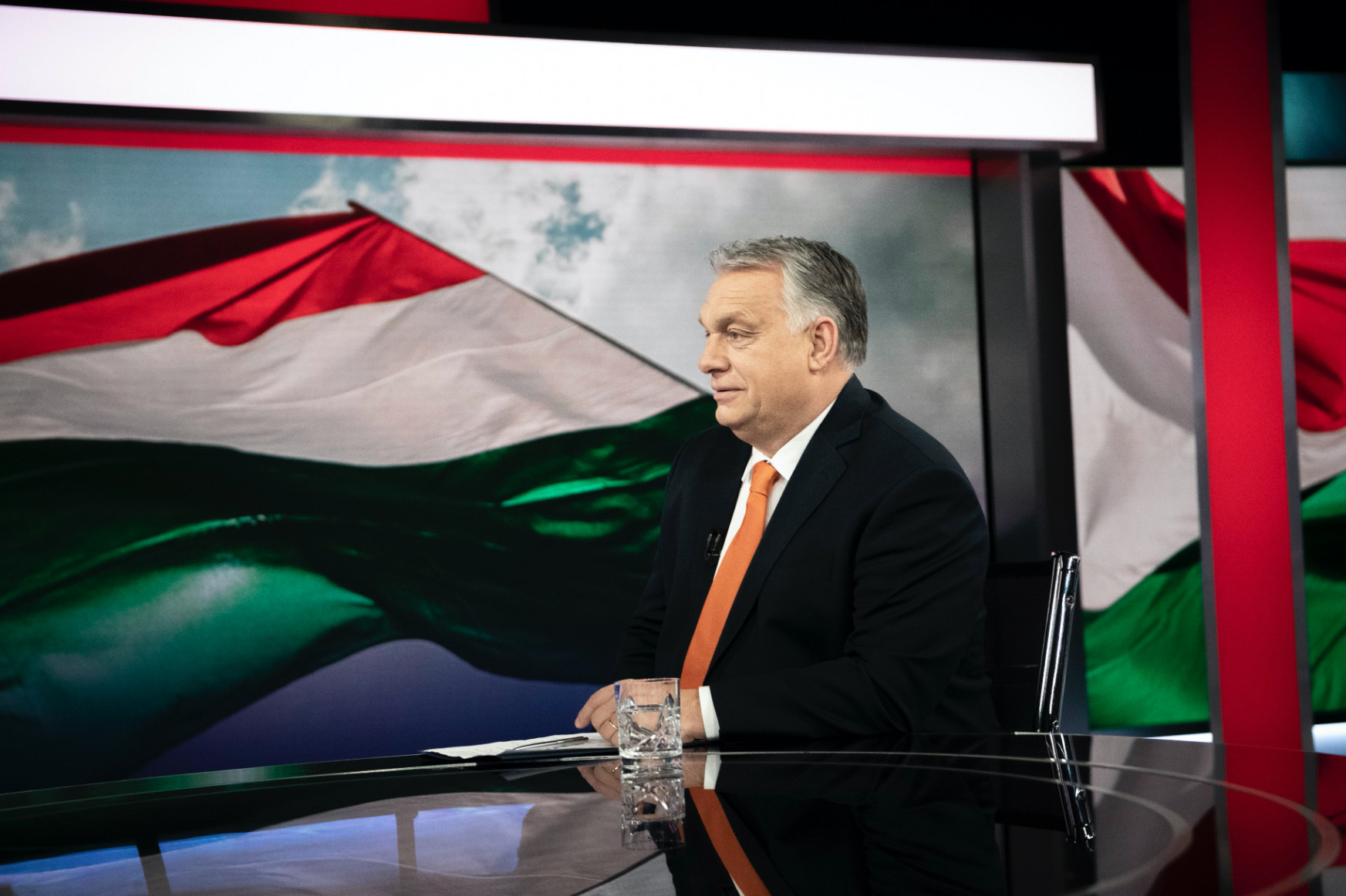 Orbán: Magyarország nem tud katonákat nélkülözni más országnak