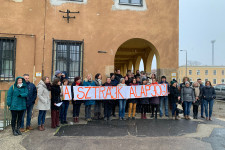 Harmadik hete folytatódik a polgári engedetlenség az iskolákban