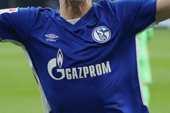 Felbontotta a Gazprommal kötött szponzori szerződését a Schalke 04