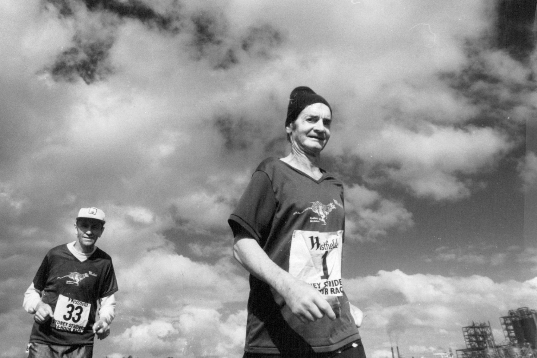 Az ausztrál farmer, aki 61 évesen, szűzen és gumicsizmában futva nyerte meg az ausztrál ultramaratont