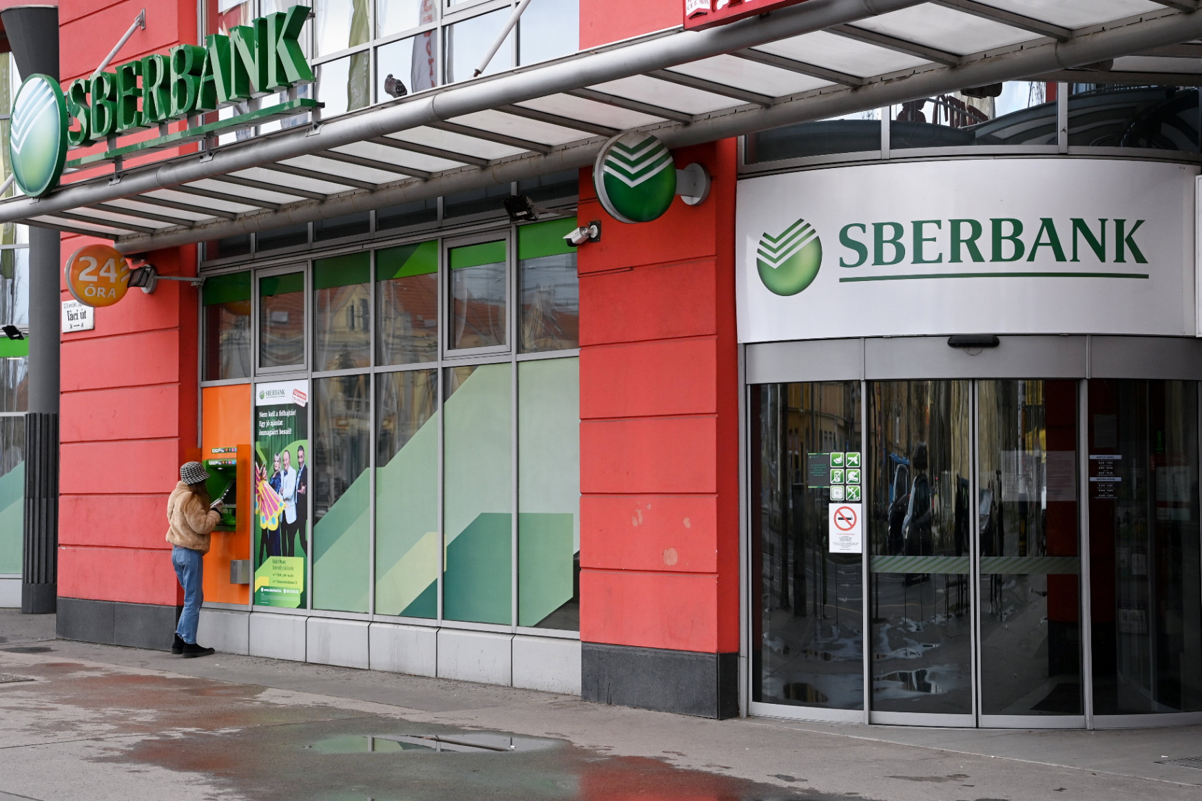 Pillanatok alatt történt minden, menthetetlen volt a Sberbank