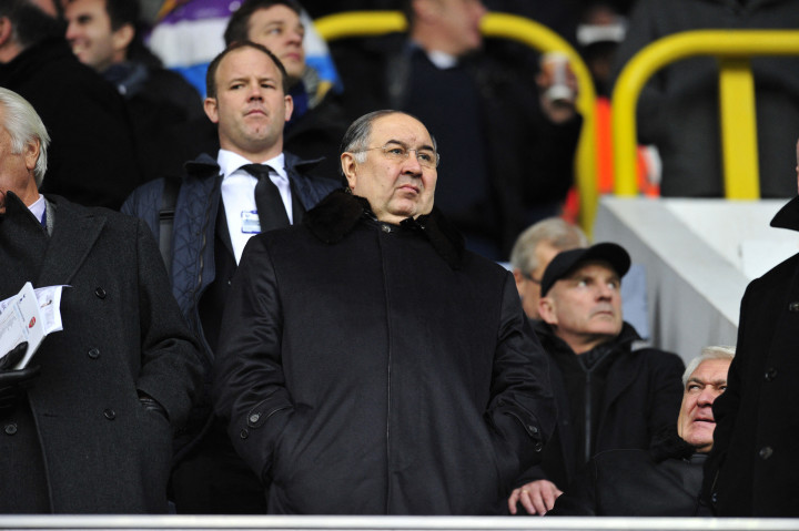 Alisher Usmanov a Tottenham Hotspur – Arsenal mérkőzést nézi az észak-londoni White Hart Lane-en 2013. március 3-án – Fotó: Glyn Kirk / AFP