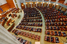 Romániában kiterjesztik a lehallgatási törvényt