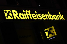 Rémhírterjesztés miatt feljelentést tesz a Raiffeisen Bank