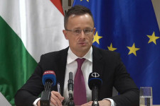 Szijjártó Péter: Értjük, hogy az ukránok erről másképp gondolkodnak, de fegyverek szállítására nem fog sor kerülni