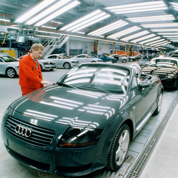 Adhatnánk el csúcstechnológiát is külföldön, de a kormány máshogy döntött