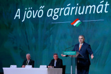 Orbán: A háború miatt át kell alakítani a külkereskedelmi stratégiát