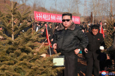 Majdnem lemaradtunk arról, hogy Kim Dzsongun nagyszabású faültető akciót tartott