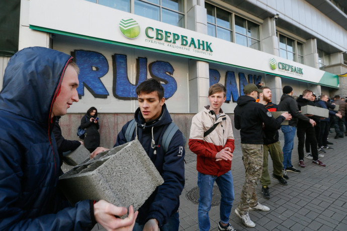 24.hu: Ezek a nagyobb cégek voltak a Sberbank ügyfelei