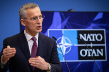 NATO-főtitkár: Nem terjedhet túl a konfliktus Ukrajnán