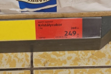 Egy év alatt több mint 2200 forinttal drágult a bevásárlásunk, az árstop 300 forintot kompenzált