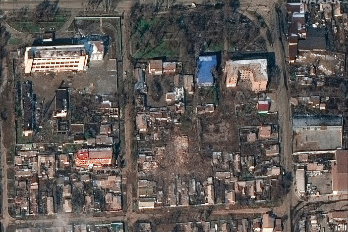 Műholdfelvételen is látszik az óriási pusztítás Mariupolban