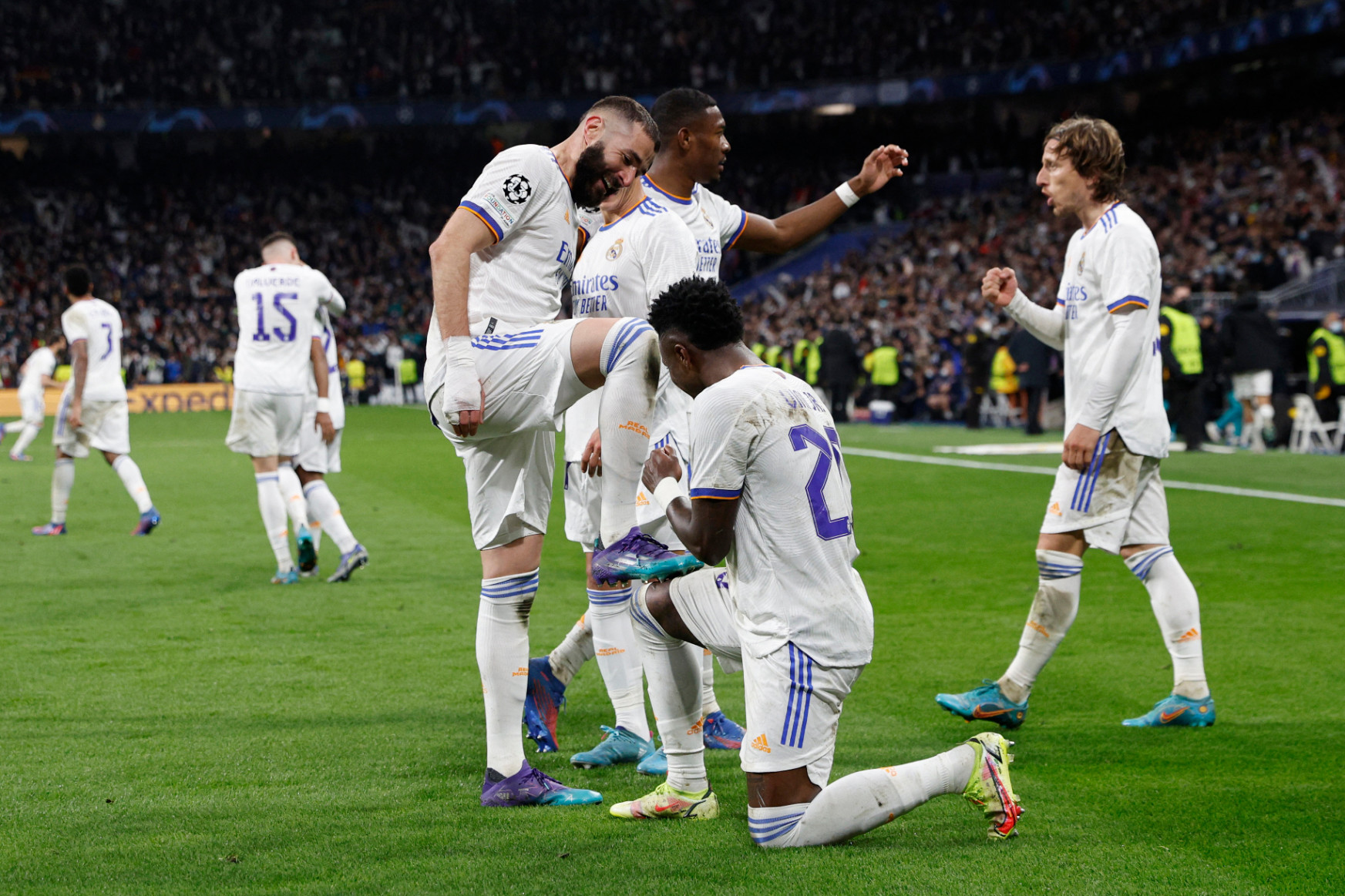 Benzema mesterhármasa kicsapta a PSG-t a BL-ből, a Real 0-2-es összesített hátrányból ment tovább