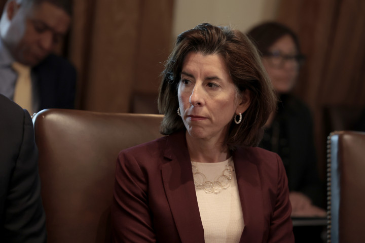 Gina Raimondo március 3-án egy kabinetülésen – Fotó: Anna Moneymaker / Getty Images